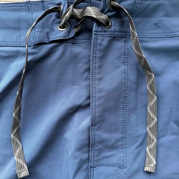 Patagonia Mens 40 Blue Hydropeak 10" Inseam Swim Trunks - Picture 10 of 16